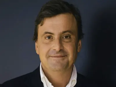 Carlo Calenda raccomanda Netto Bitrevo